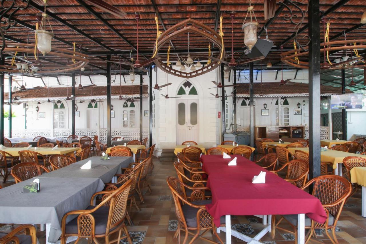 Treebo Trip La Portuguesa Hotel Candolim Ngoại thất bức ảnh